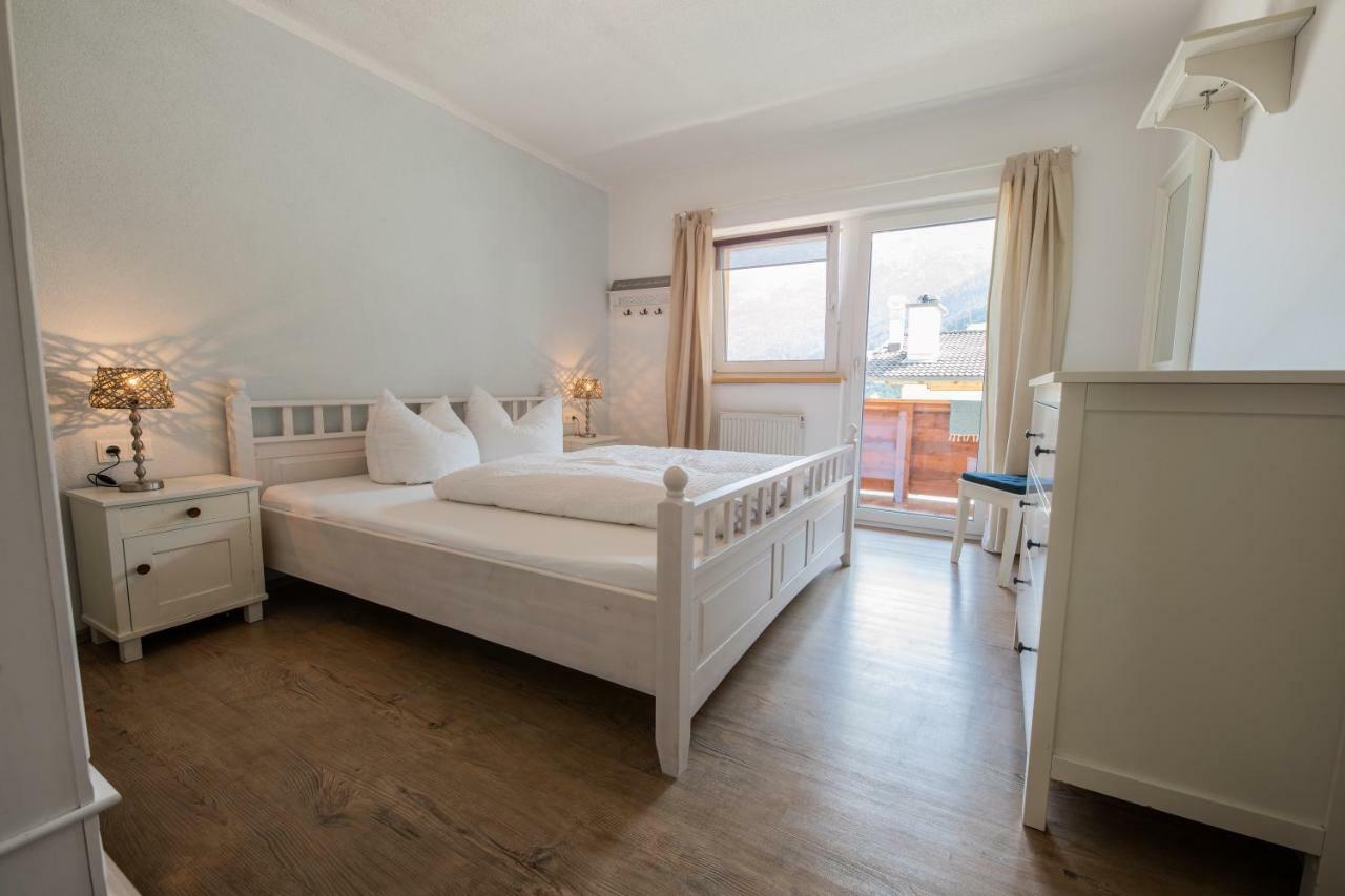 Ferienwohnung Am Platzl Neustift im Stubaital Exterior foto